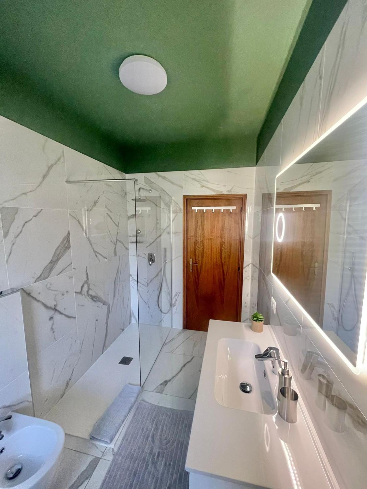 Residenza Xxx Aprile Lägenhet Merano Exteriör bild