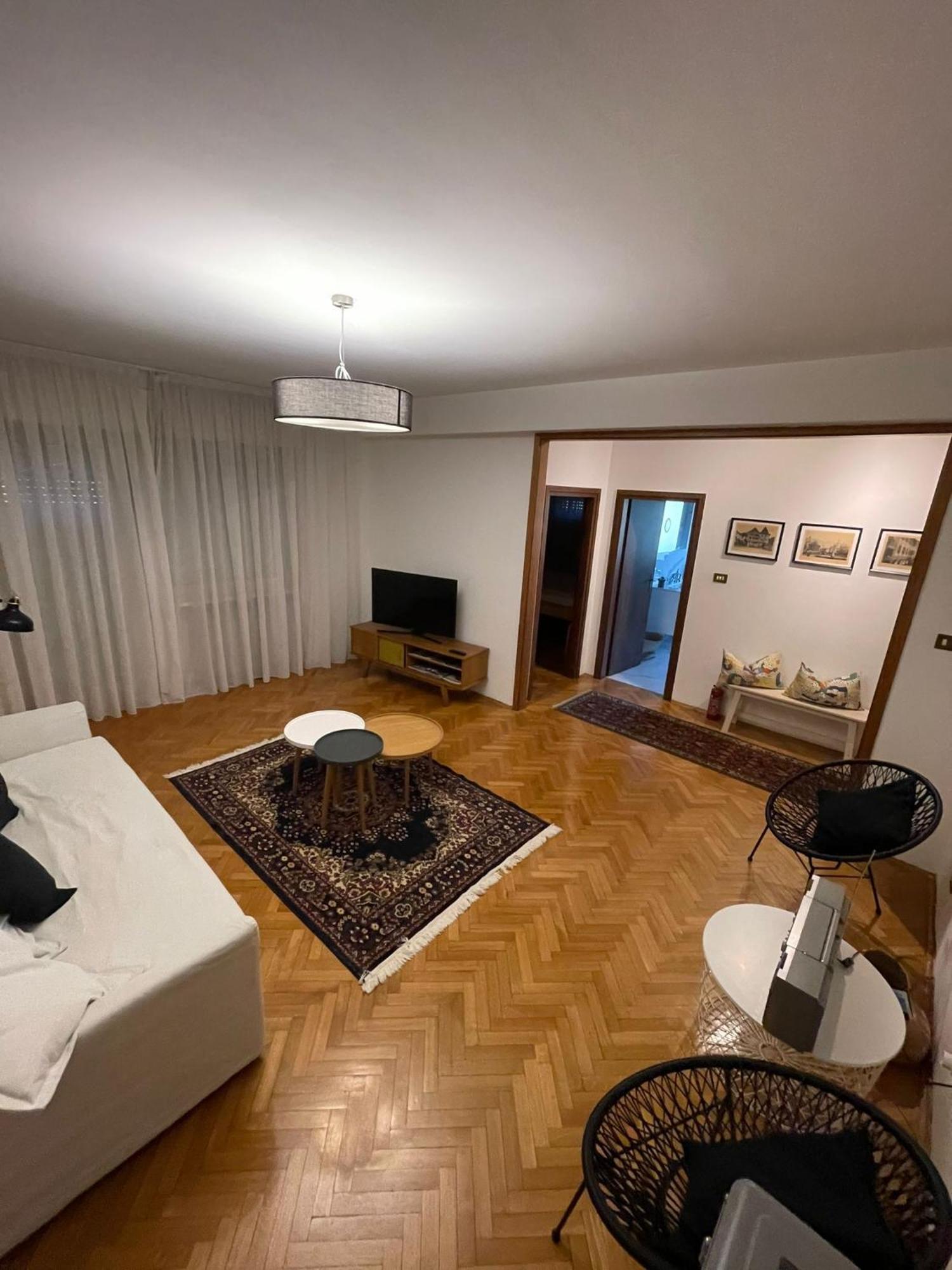 Residenza Xxx Aprile Lägenhet Merano Exteriör bild